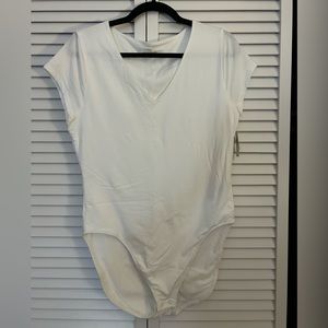 Set of 3 woman’s bodysuits Old Navy